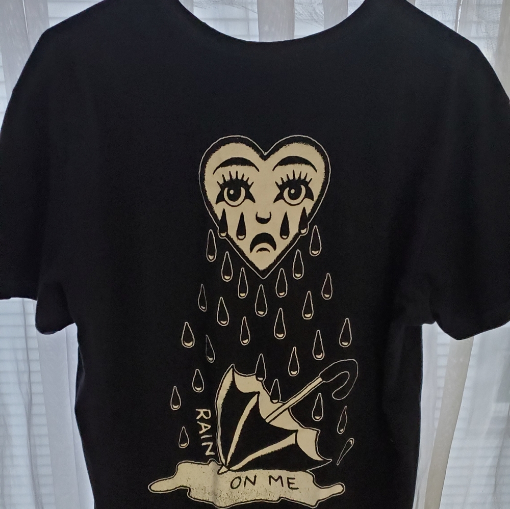 Trophy eyes tee